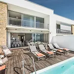 Holiday Bonanza By Interhome Tatil Evi *